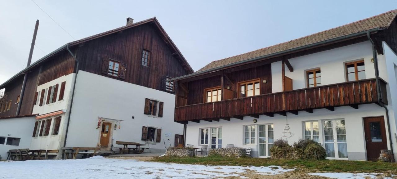 Miramont Horse Trekking Hostel Saicourt Exterior foto